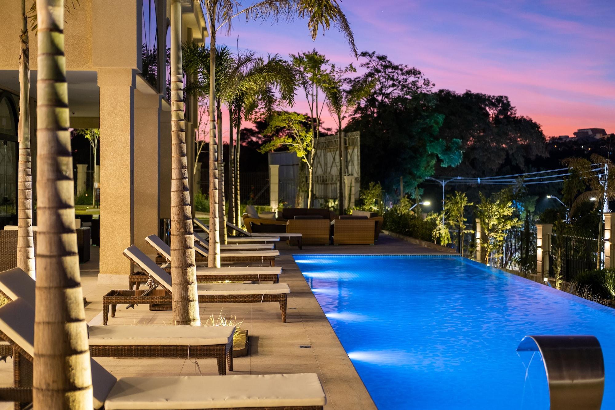 Class Hotel ปีราซิกาบา ภายนอก รูปภาพ