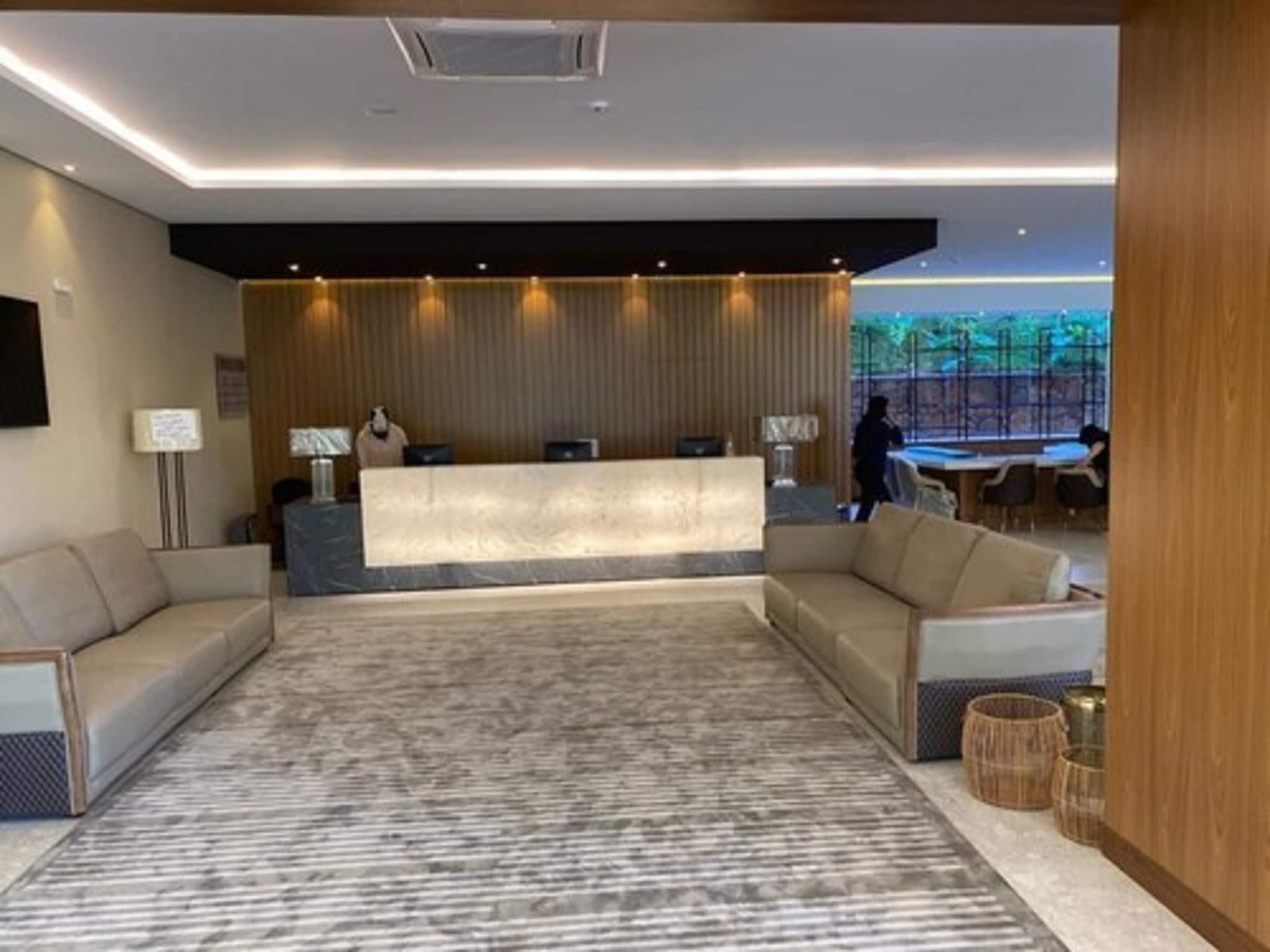 Class Hotel ปีราซิกาบา ภายนอก รูปภาพ